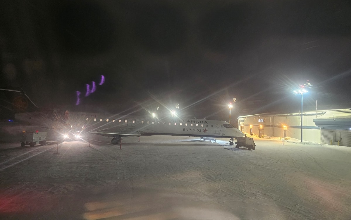 【飛行食記】黃刀鎮(YZF)-溫哥華(YVR) by 加拿大航空(CRJ900) - 第14張圖 【飛行食記】黃刀鎮(YZF)-溫哥華(YVR) by 加拿大航空(CRJ900)