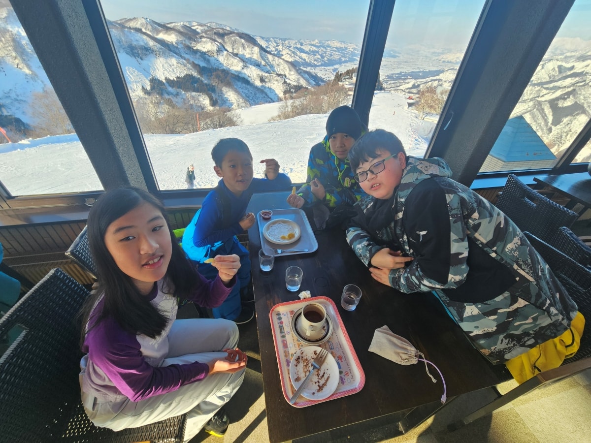 【2026湯沢滑雪】Day2 湯沢高原滑雪場-爸爸們帶隊上山去 - 第29張圖 【2026湯沢滑雪】Day2 湯沢高原滑雪場-爸爸們帶隊上山去