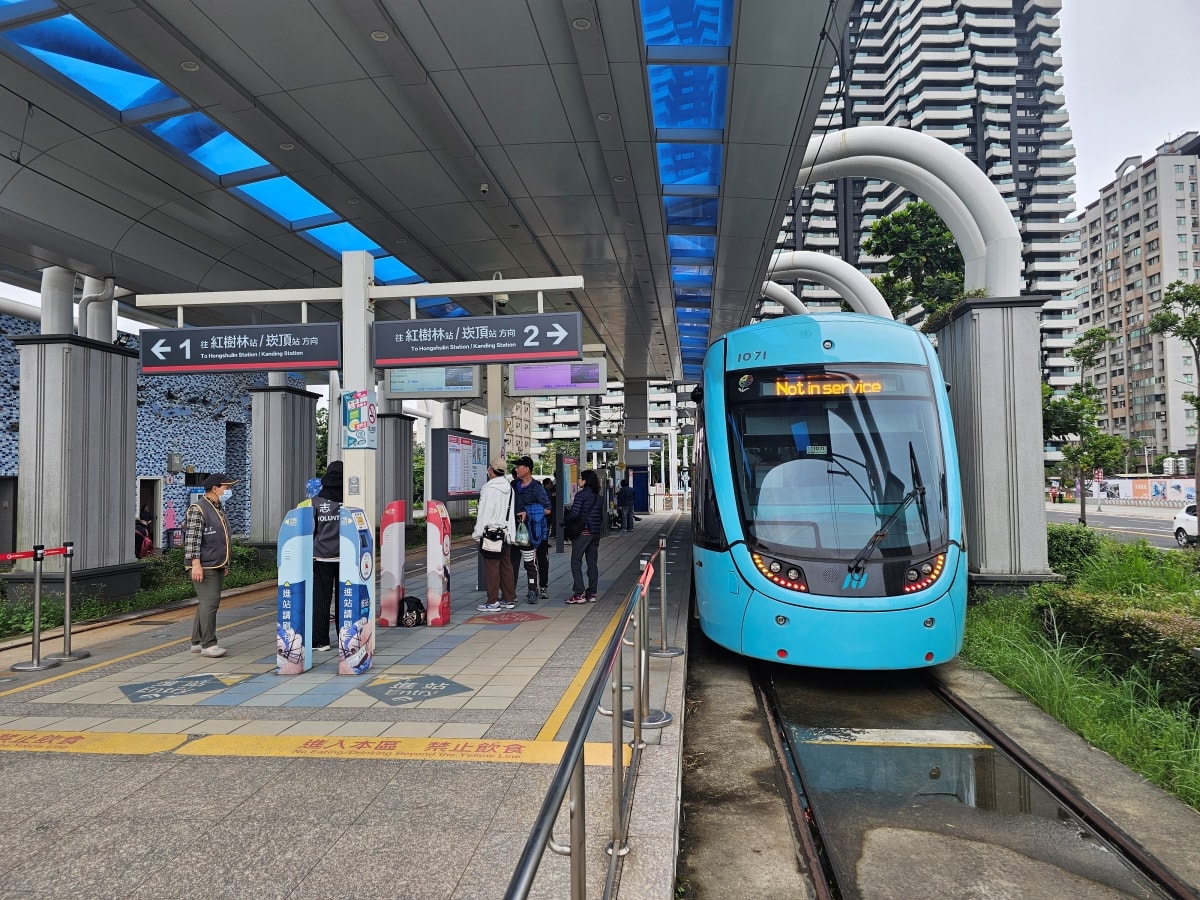 【台北捷運】淡江大橋慶通車&淡海輕軌初體驗 - 第13張圖 【台北捷運】淡江大橋慶通車&淡海輕軌初體驗