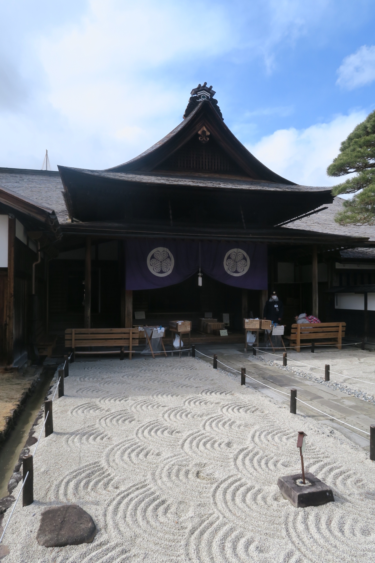 【日本中部飛驒之旅】Day3 高山古街、宮川朝市、陣屋巡禮 & 大啖飛驒牛 - 第14張圖 【日本中部飛驒之旅】Day3 高山古街、宮川朝市、陣屋巡禮 & 大啖飛驒牛