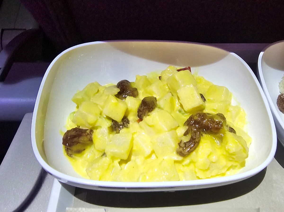 【飛行食記】台北桃園(TPE)-杜拜(DXB) by 阿聯酋航空(A380-800) - 第23張圖 【飛行食記】台北桃園(TPE)-杜拜(DXB) by 阿聯酋航空(A380-800)