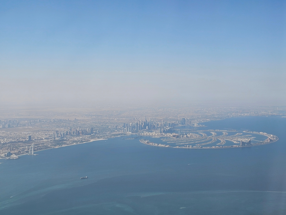 【飛行食記】杜拜(DXB)-奧斯陸(OSL) by 阿聯酋航空豪經艙(A350-900) - 第31張圖 【飛行食記】杜拜(DXB)-奧斯陸(OSL) by 阿聯酋航空豪經艙(A350-900)