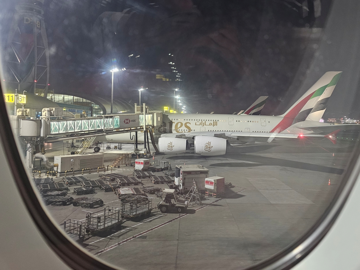 【飛行食記】台北桃園(TPE)-杜拜(DXB) by 阿聯酋航空(A380-800) - 第1張圖 【飛行食記】台北桃園(TPE)-杜拜(DXB) by 阿聯酋航空(A380-800)