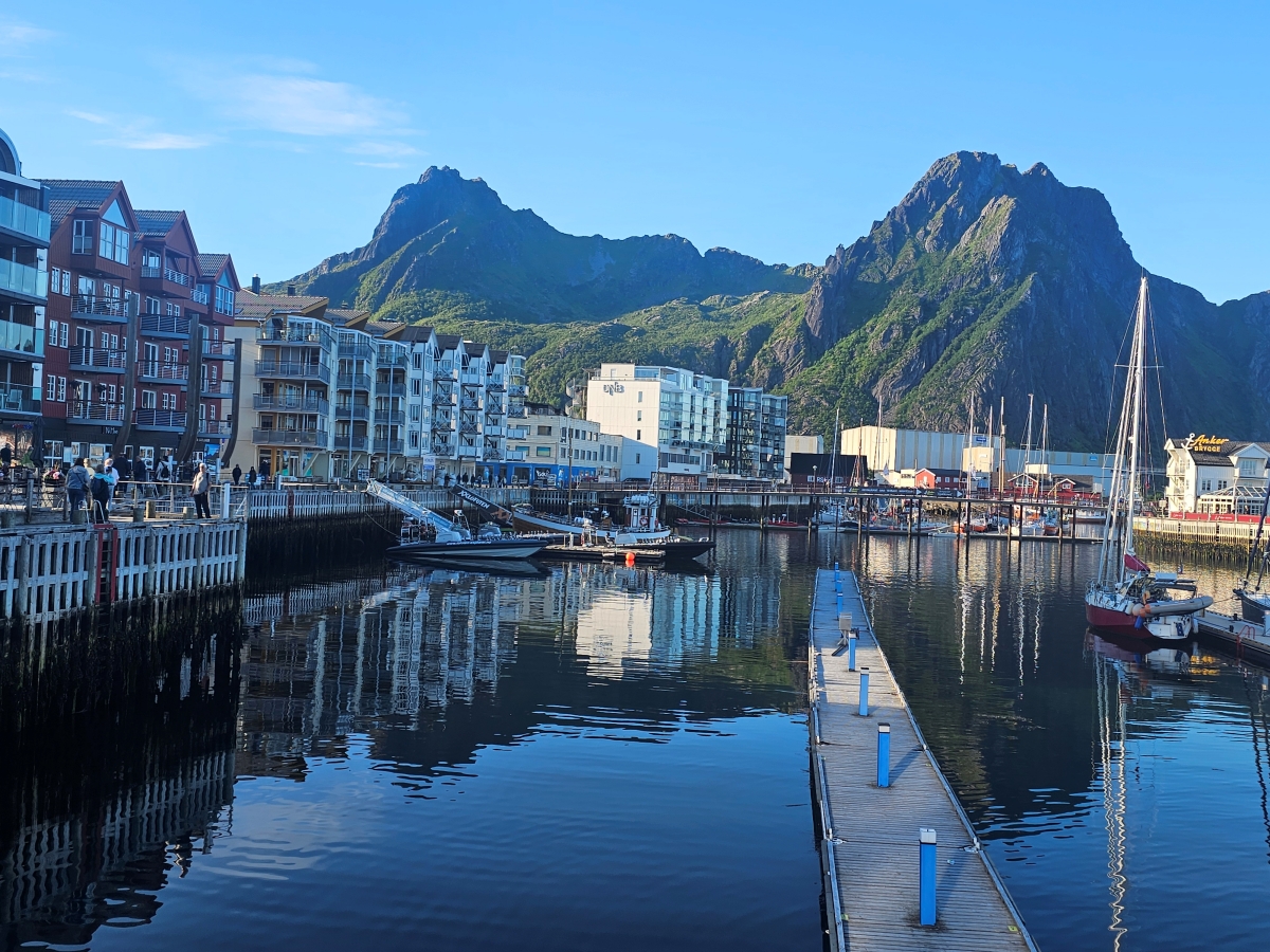 【太陽不打烊 挪威北極圈】 Day6-3 Svolvær 午後極北的港灣漫遊 - 第15張圖 【太陽不打烊 挪威北極圈】 Day6-3 Svolvær 午後極北的港灣漫遊