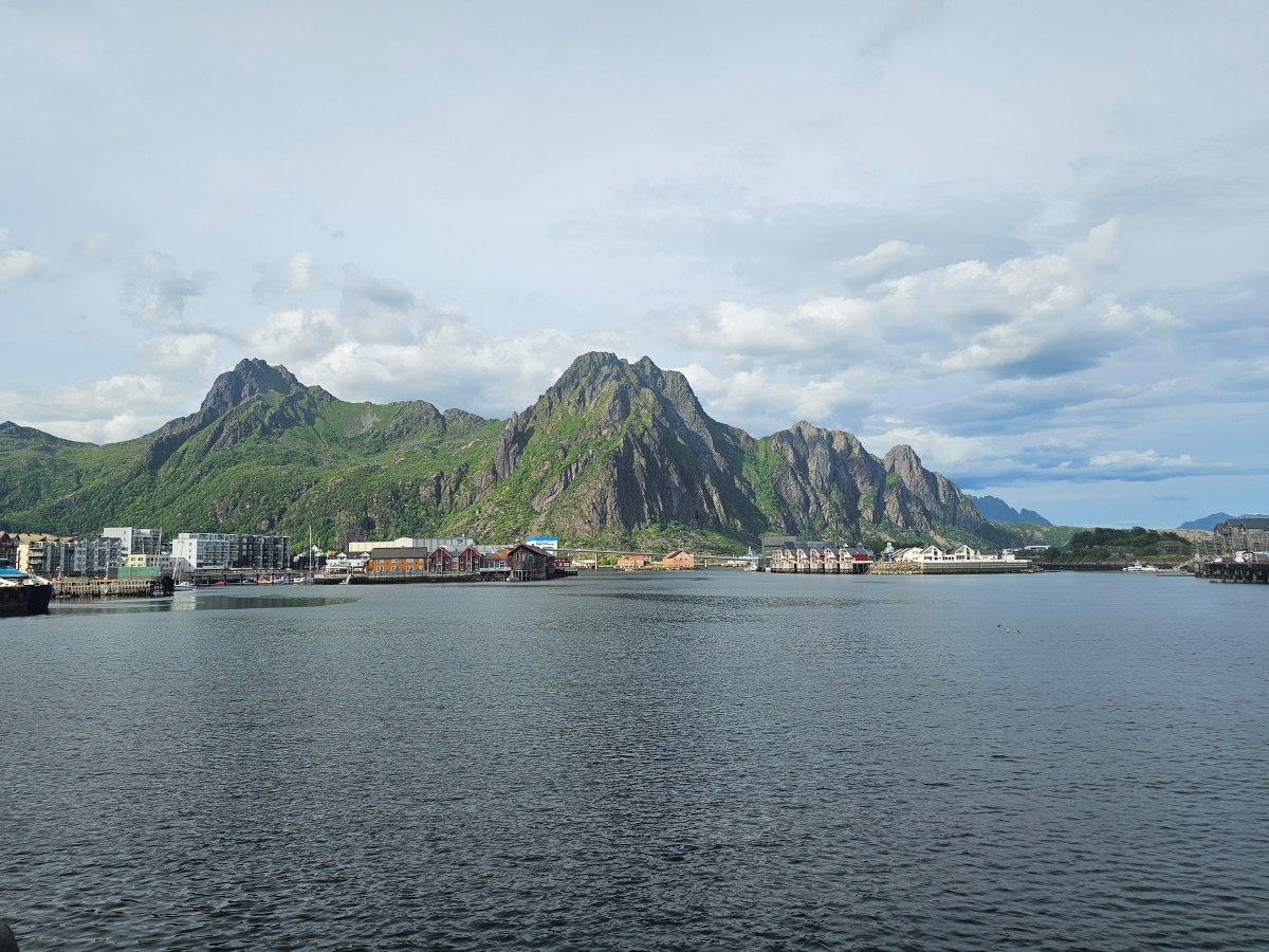 【太陽不打烊 挪威北極圈】 Day6-3 Svolvær 午後極北的港灣漫遊 - 第18張圖 【太陽不打烊 挪威北極圈】 Day6-3 Svolvær 午後極北的港灣漫遊