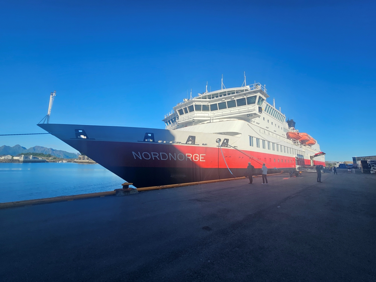【太陽不打烊 挪威北極圈】 Day6-3 Svolvær 午後極北的港灣漫遊 - 第21張圖 【太陽不打烊 挪威北極圈】 Day6-3 Svolvær 午後極北的港灣漫遊