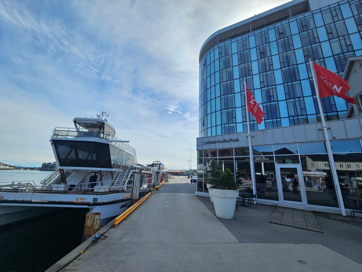 【太陽不打烊 挪威北極圈】 Day6-3 Svolvær 午後極北的港灣漫遊 - 第22張圖 【太陽不打烊 挪威北極圈】 Day6-3 Svolvær 午後極北的港灣漫遊