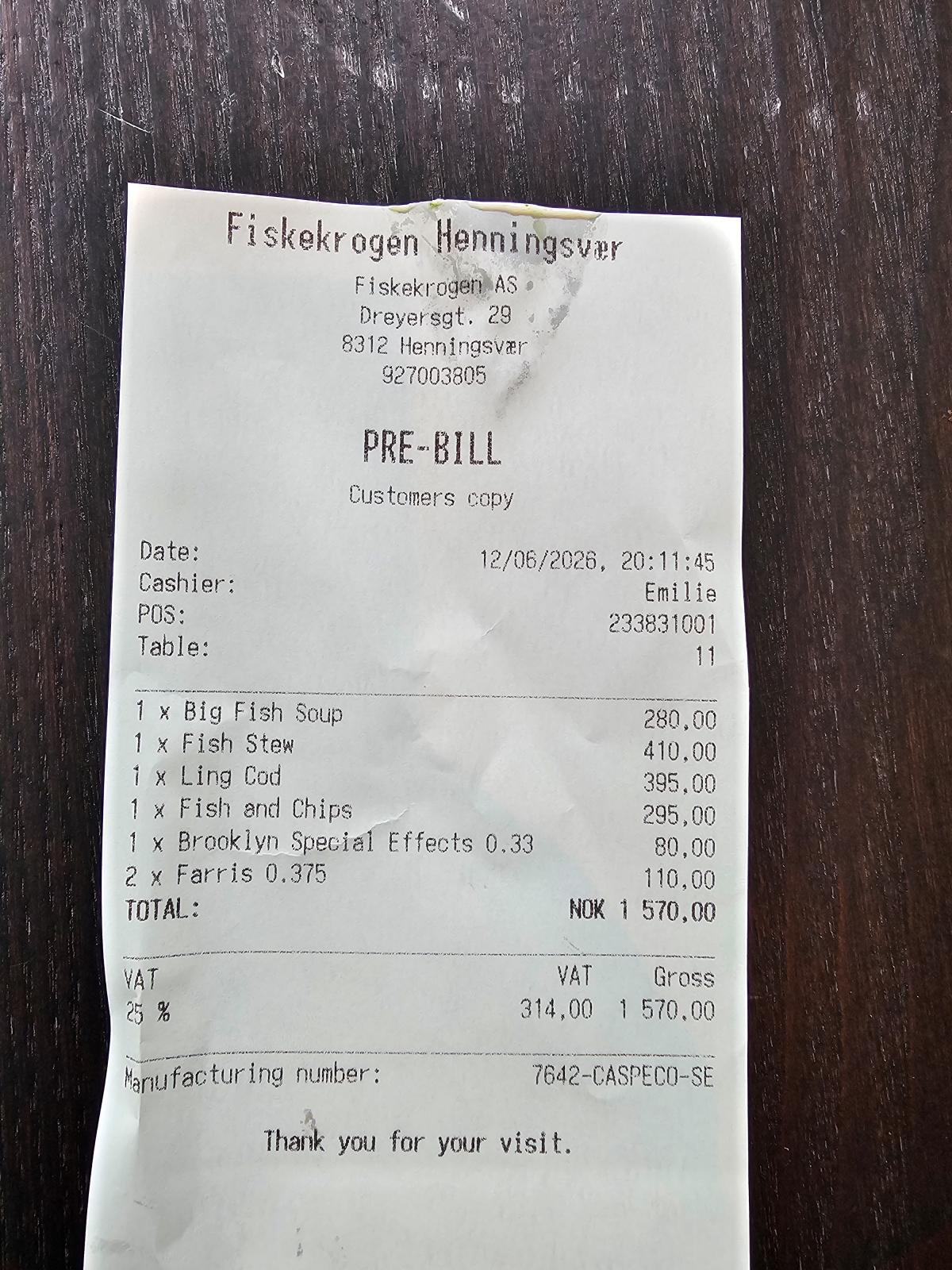 【挪威羅浮敦食記】Henningsvaer 海鮮餐廳Fiskekrogen - 第17張圖 【挪威羅浮敦食記】Henningsvaer 海鮮餐廳Fiskekrogen