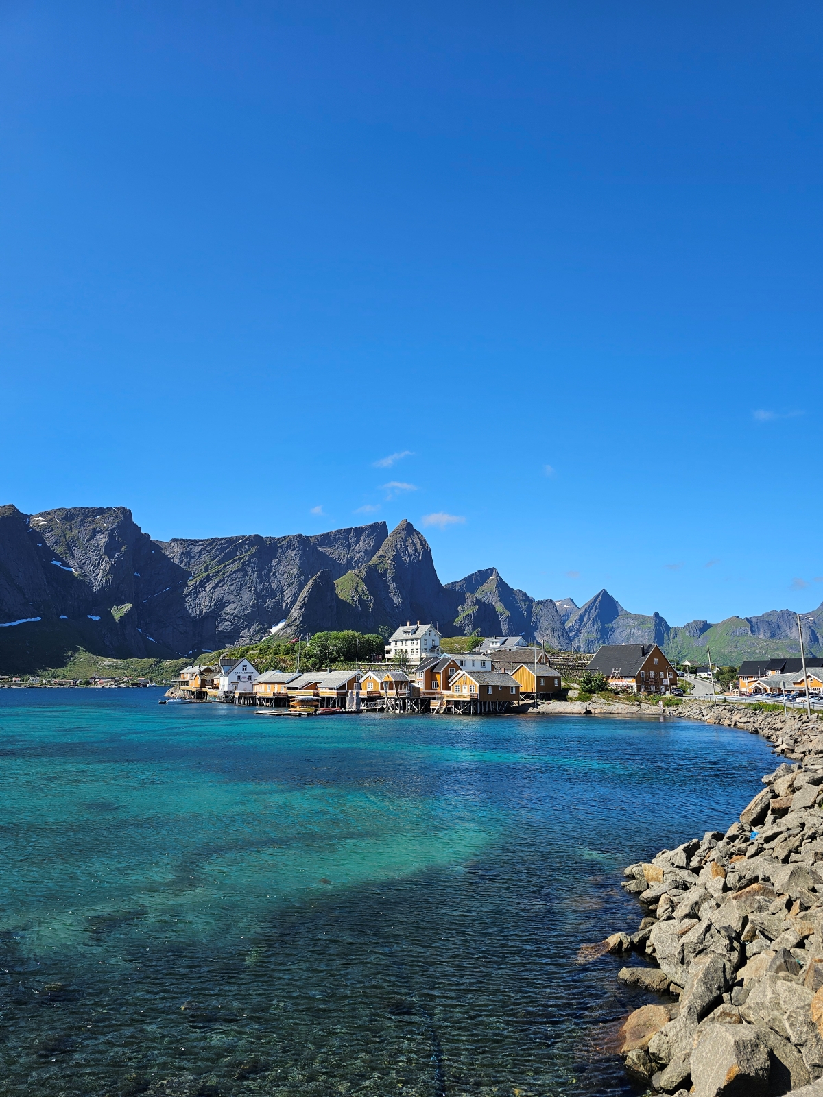 【太陽不打烊 挪威北極圈】 Day5-1 Olenilsøya kystfort 零技巧15分鐘解鎖絕美海景的回血步道 - 第11張圖 【太陽不打烊 挪威北極圈】 Day5-1 Olenilsøya kystfort 零技巧15分鐘解鎖絕美海景的回血步道