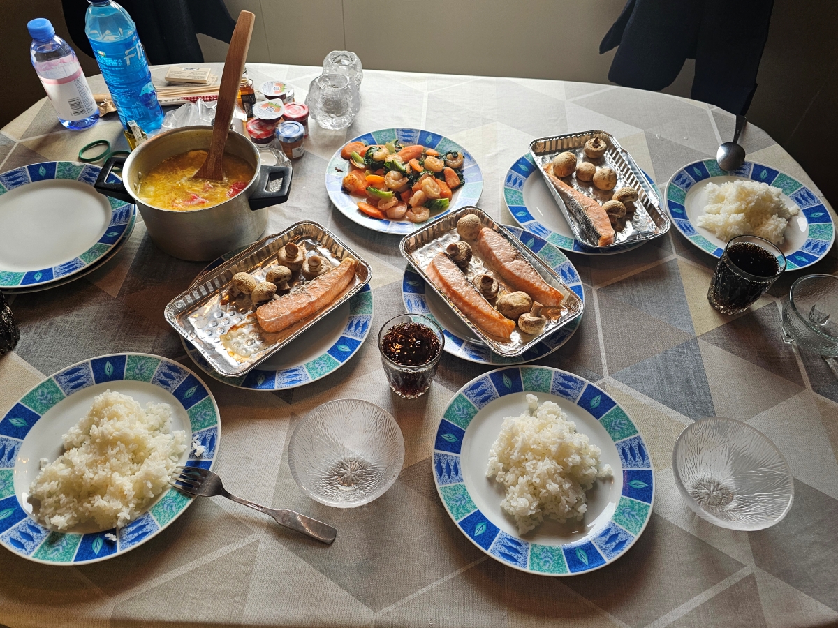 【挪威Lofoten住宿】體驗傳統漁屋(Rorbuer),推開門就是午夜的夕陽、北極圈的馬爾地夫 (自在生活篇) - 第28張圖 【挪威Lofoten住宿】體驗傳統漁屋(Rorbuer),推開門就是午夜的夕陽、北極圈的馬爾地夫 (自在生活篇)