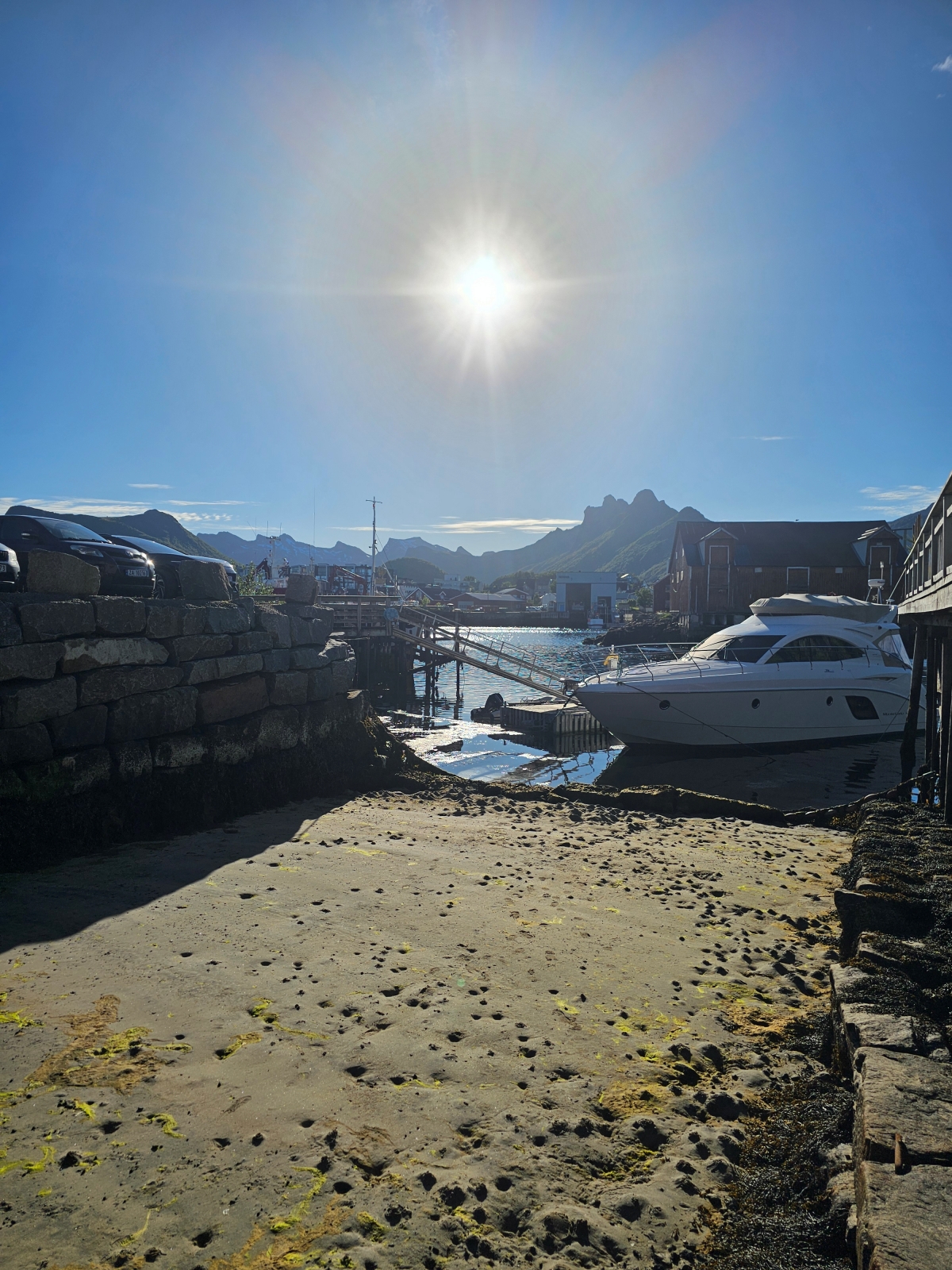【挪威羅浮敦食記】Svolvær 海鮮餐廳 Børsen Spiseri,鯨魚肉在地體驗 - 第5張圖 【挪威羅浮敦食記】Svolvær 海鮮餐廳 Børsen Spiseri,鯨魚肉在地體驗