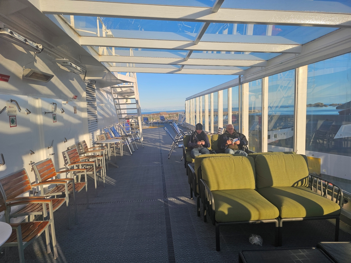 【太陽不打烊 挪威北極圈】 Day6-4 沿岸郵輪Hurtigruten:告別羅浮敦的北行航程 - 第28張圖 【太陽不打烊 挪威北極圈】 Day6-4 沿岸郵輪Hurtigruten:告別羅浮敦的北行航程
