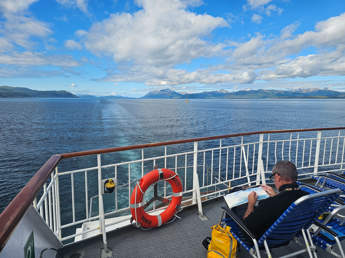 【太陽不打烊 挪威北極圈】 Day7-1 沿岸郵輪Hurtigruten:北緯 69°的海上午餐饗宴 - 第6張圖 【太陽不打烊 挪威北極圈】 Day7-1 沿岸郵輪Hurtigruten:北緯 69°的海上午餐饗宴