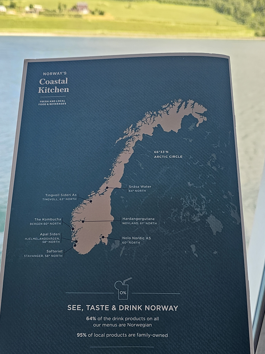 【太陽不打烊 挪威北極圈】 Day7-1 沿岸郵輪Hurtigruten:北緯 69°的海上午餐饗宴 - 第47張圖 【太陽不打烊 挪威北極圈】 Day7-1 沿岸郵輪Hurtigruten:北緯 69°的海上午餐饗宴