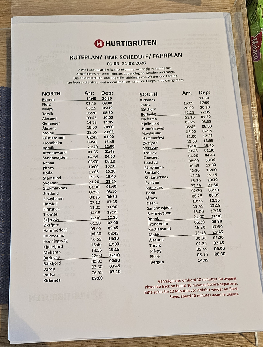 【太陽不打烊 挪威北極圈】 Day7-1 沿岸郵輪Hurtigruten:北緯 69°的海上午餐饗宴 - 第19張圖 【太陽不打烊 挪威北極圈】 Day7-1 沿岸郵輪Hurtigruten:北緯 69°的海上午餐饗宴