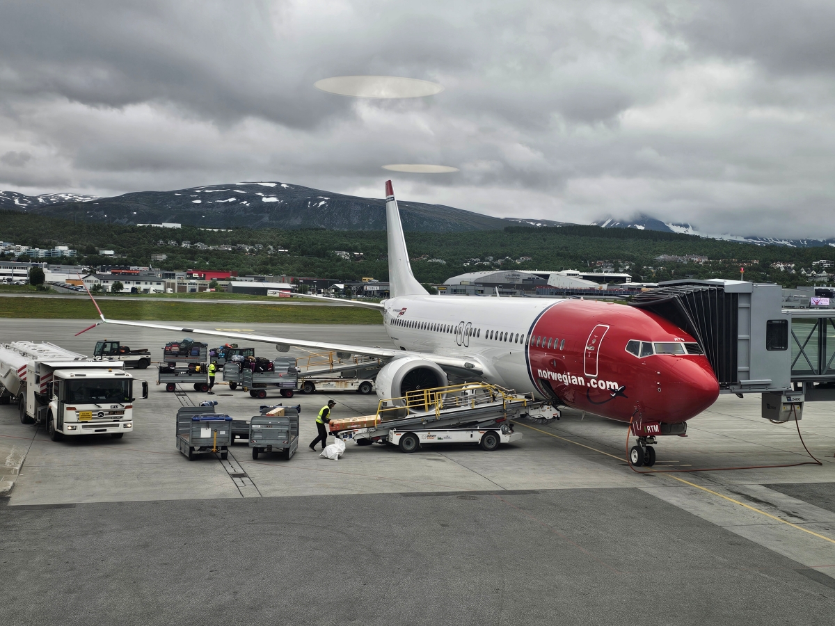 【飛行隨筆】Tromsø(TOS)-Oslo(OSL) by 挪威人航空(Norwegian)(B737-800) - 第9張圖 【飛行隨筆】Tromsø(TOS)-Oslo(OSL) by 挪威人航空(Norwegian)(B737-800)