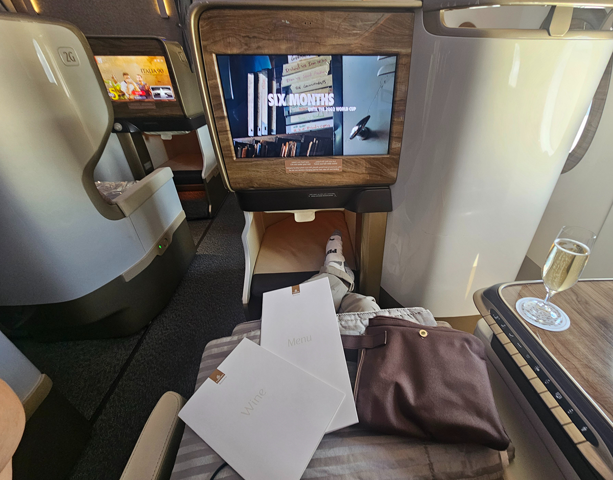【飛行食記】奧斯陸(OSL)-杜拜(DXB) by 阿聯酋航空商務艙(A350-900) - 第29張圖 【飛行食記】奧斯陸(OSL)-杜拜(DXB) by 阿聯酋航空商務艙(A350-900)