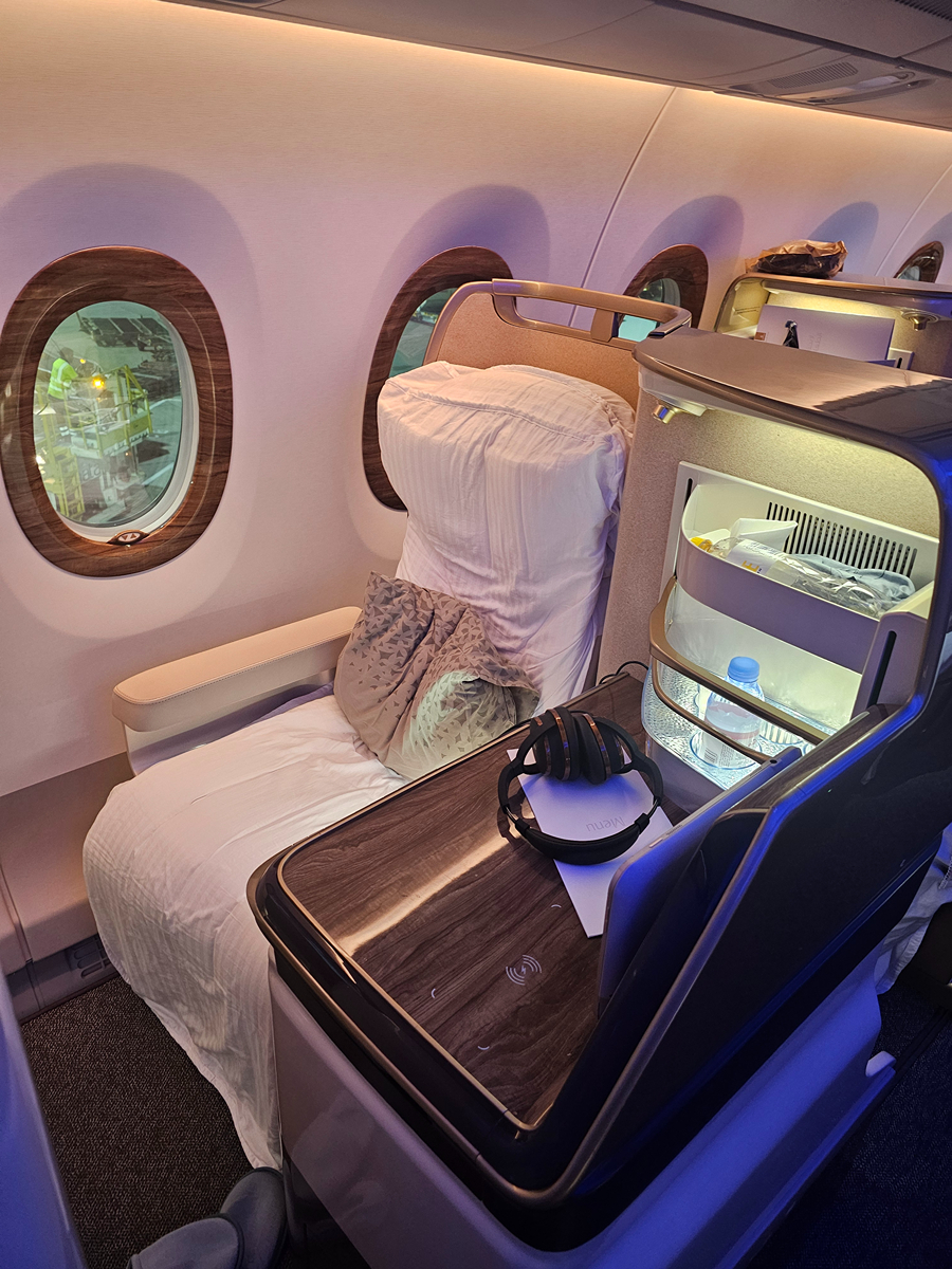 【飛行食記】奧斯陸(OSL)-杜拜(DXB) by 阿聯酋航空商務艙(A350-900) - 第78張圖 【飛行食記】奧斯陸(OSL)-杜拜(DXB) by 阿聯酋航空商務艙(A350-900)