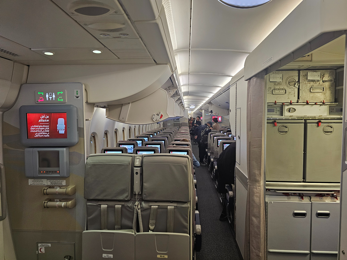 【飛行食記】杜拜(DXB)-台北桃園(TPE)- by 阿聯酋航空(A380-800) - 第15張圖 【飛行食記】杜拜(DXB)-台北桃園(TPE)- by 阿聯酋航空(A380-800)