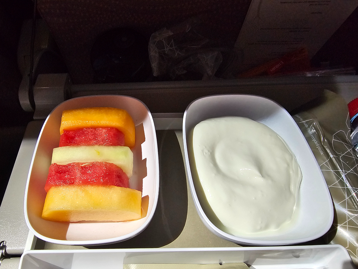 【飛行食記】杜拜(DXB)-台北桃園(TPE)- by 阿聯酋航空(A380-800) - 第21張圖 【飛行食記】杜拜(DXB)-台北桃園(TPE)- by 阿聯酋航空(A380-800)