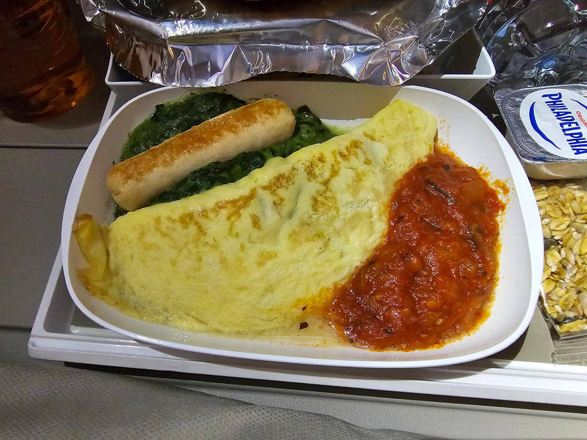 【飛行食記】杜拜(DXB)-台北桃園(TPE)- by 阿聯酋航空(A380-800) - 第22張圖 【飛行食記】杜拜(DXB)-台北桃園(TPE)- by 阿聯酋航空(A380-800)