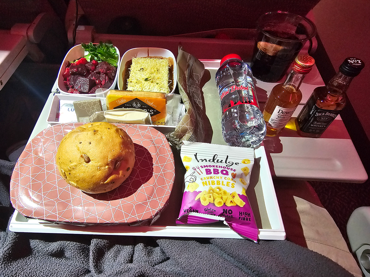 【飛行食記】杜拜(DXB)-台北桃園(TPE)- by 阿聯酋航空(A380-800) - 第27張圖 【飛行食記】杜拜(DXB)-台北桃園(TPE)- by 阿聯酋航空(A380-800)