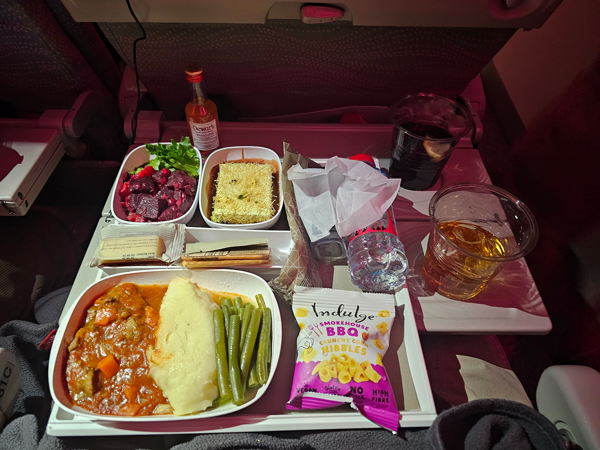 【飛行食記】杜拜(DXB)-台北桃園(TPE)- by 阿聯酋航空(A380-800) - 第32張圖 【飛行食記】杜拜(DXB)-台北桃園(TPE)- by 阿聯酋航空(A380-800)