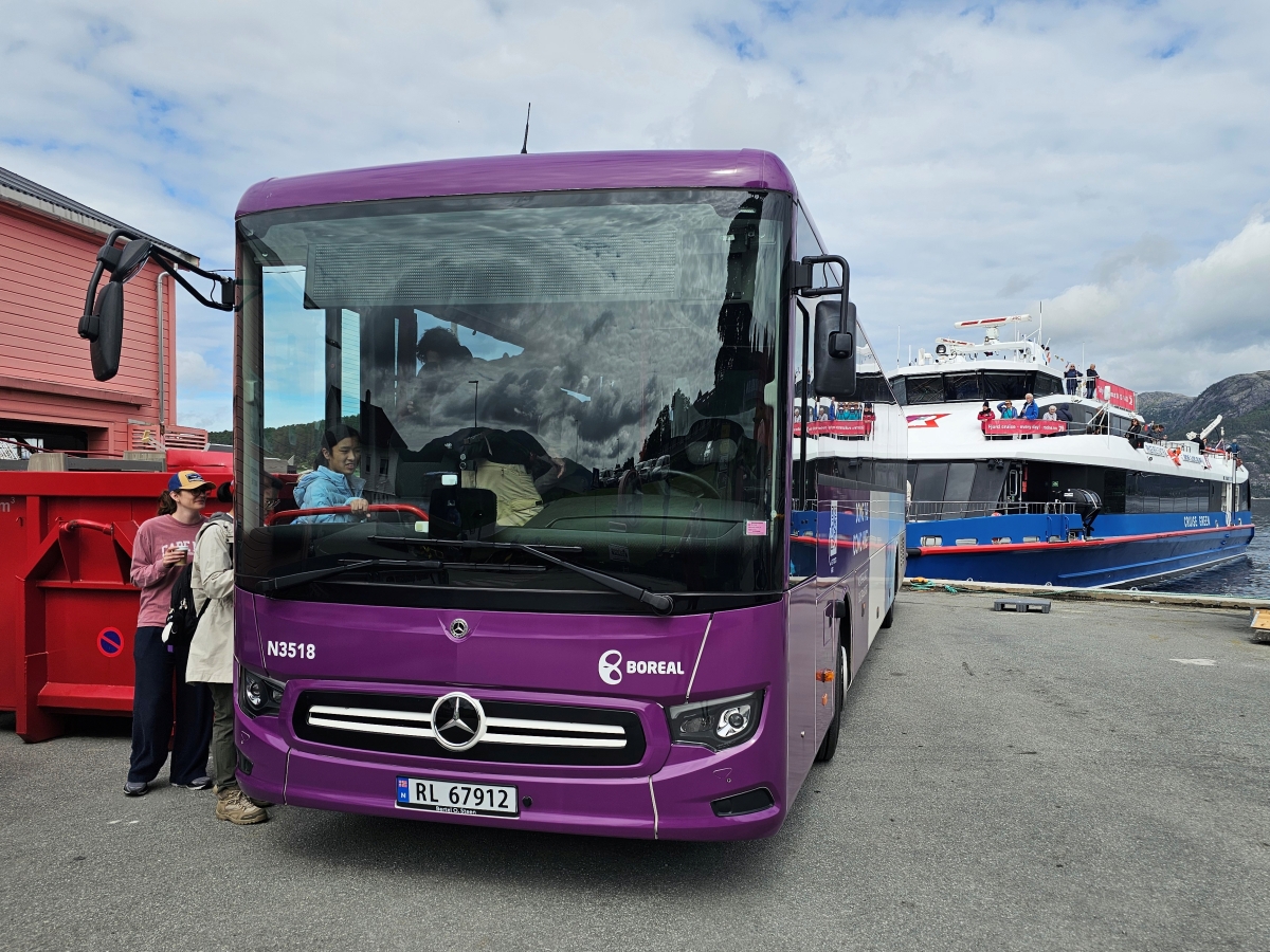【太陽不打烊 挪威北極圈】 Day9-1 乘船穿梭呂瑟峽灣(Lysefjord):仰望千仞絕壁,體驗萬噸巨岩的震撼 - 第62張圖 【太陽不打烊 挪威北極圈】 Day9-1 乘船穿梭呂瑟峽灣(Lysefjord):仰望千仞絕壁,體驗萬噸巨岩的震撼