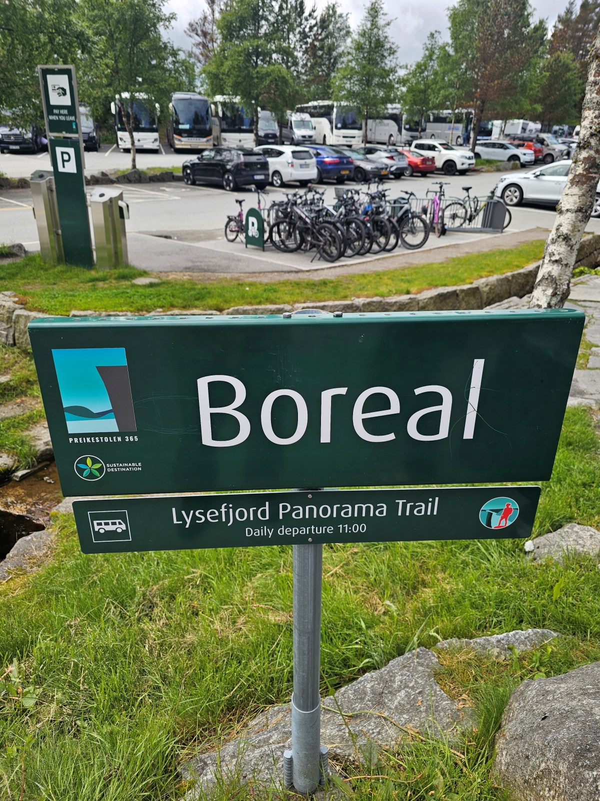【太陽不打烊 挪威北極圈】 Day9-1 乘船穿梭呂瑟峽灣(Lysefjord):仰望千仞絕壁,體驗萬噸巨岩的震撼 - 第71張圖 【太陽不打烊 挪威北極圈】 Day9-1 乘船穿梭呂瑟峽灣(Lysefjord):仰望千仞絕壁,體驗萬噸巨岩的震撼